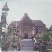 Qu