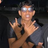 nư