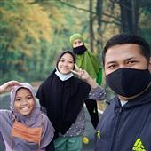 Un