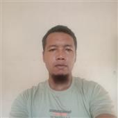 Mo