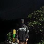 Tr